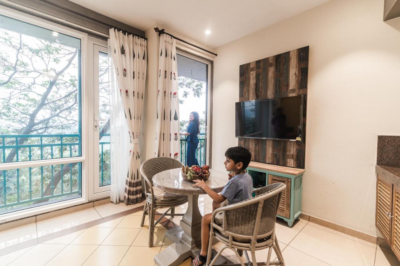 Bougainvilla Apartment Súrat Exteriér fotografie
